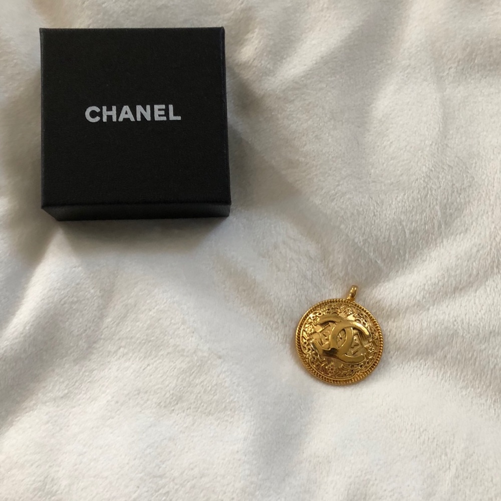 Chanel Gold Pendant